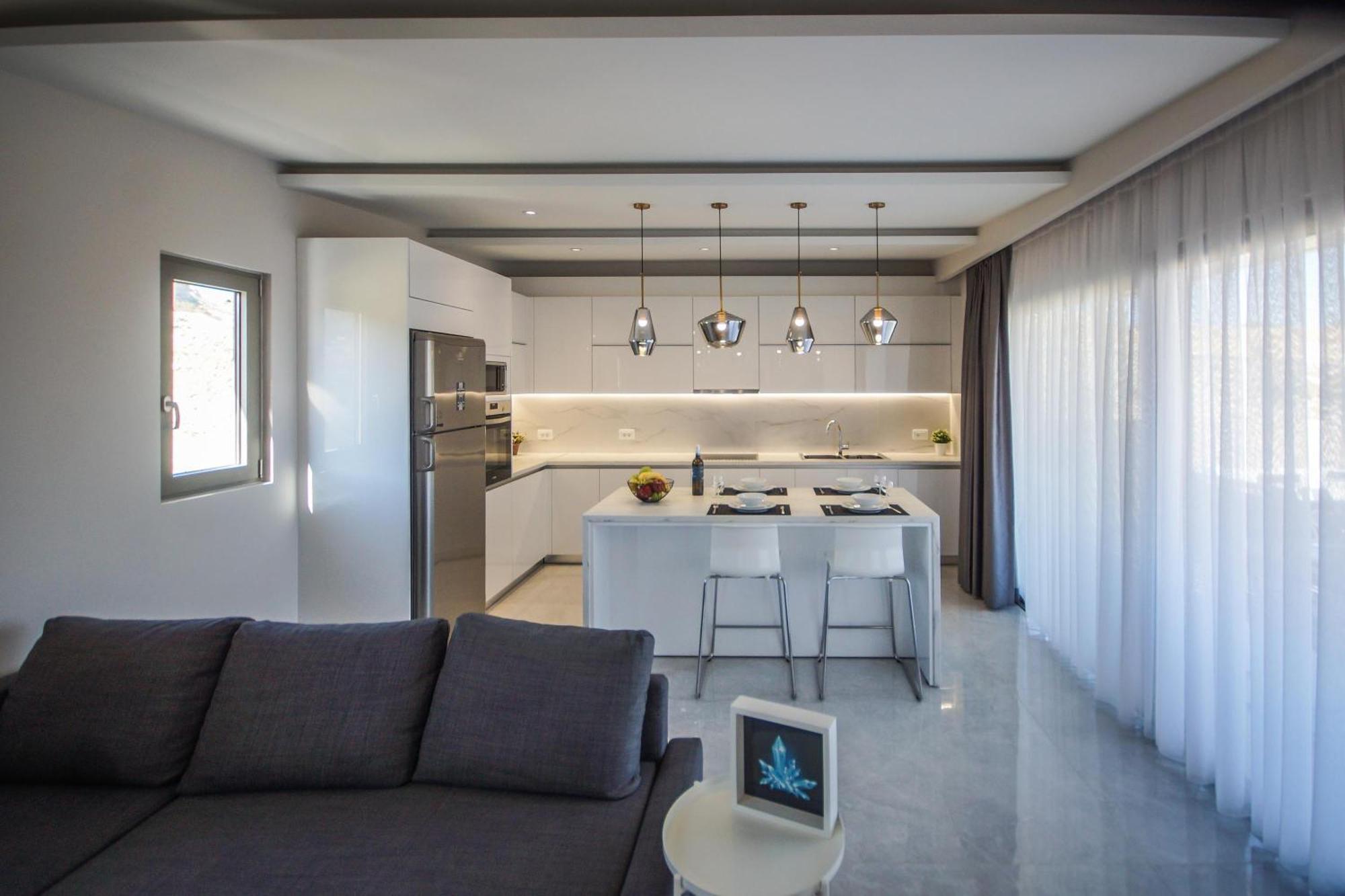 Aquamarine Luxury Suites Archangelos  Ngoại thất bức ảnh